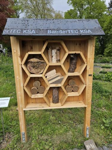 3fc2d683-eea2-4d7e-b040-57f06a1f688f